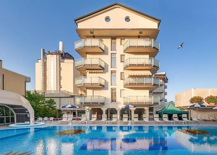 Universal Hotel