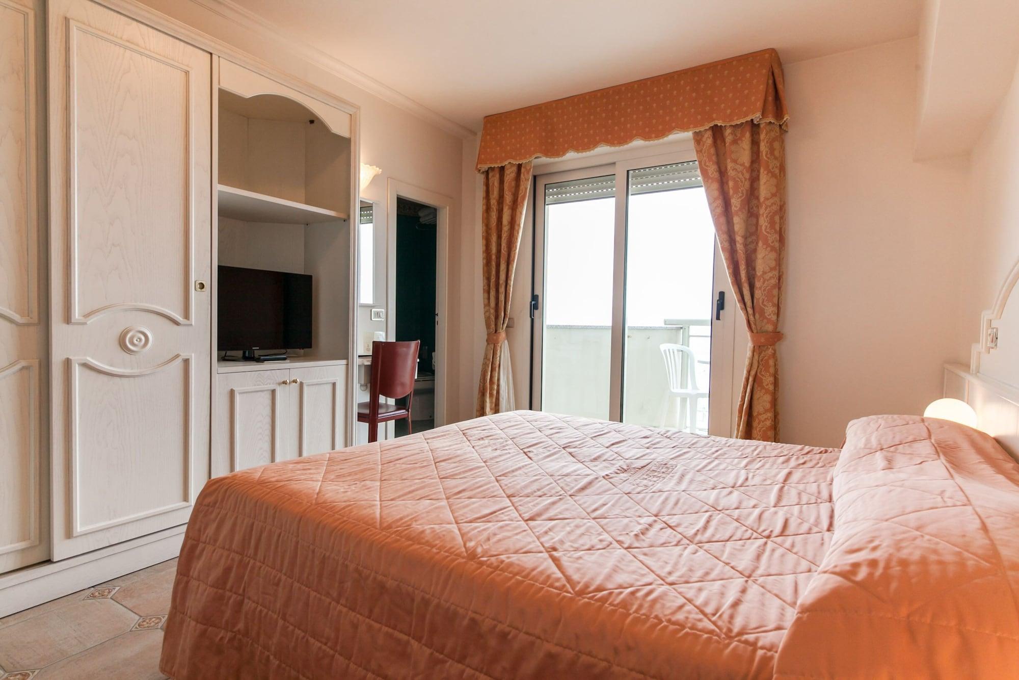 Hotel Universal 4*