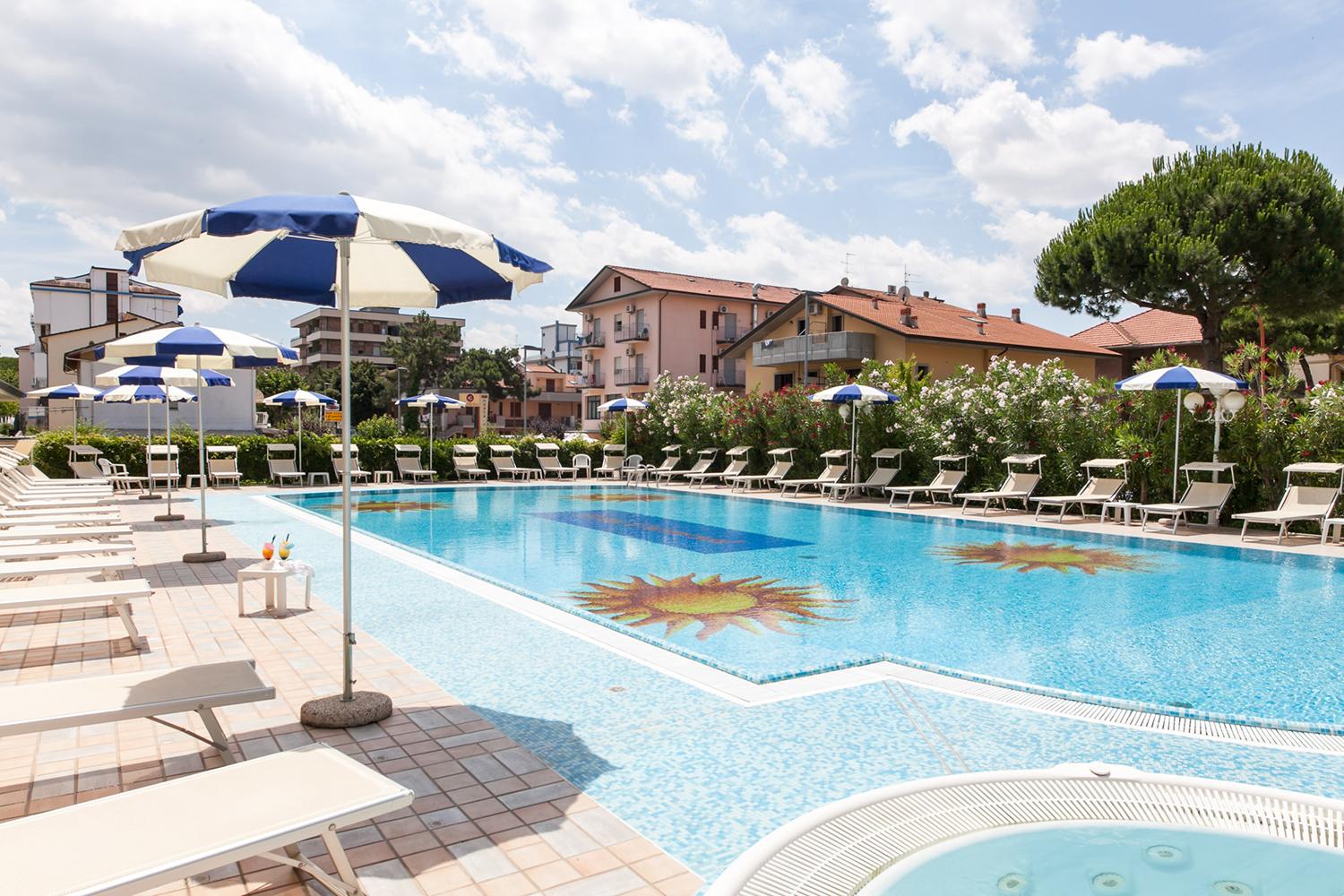 Hotel Universal 4*