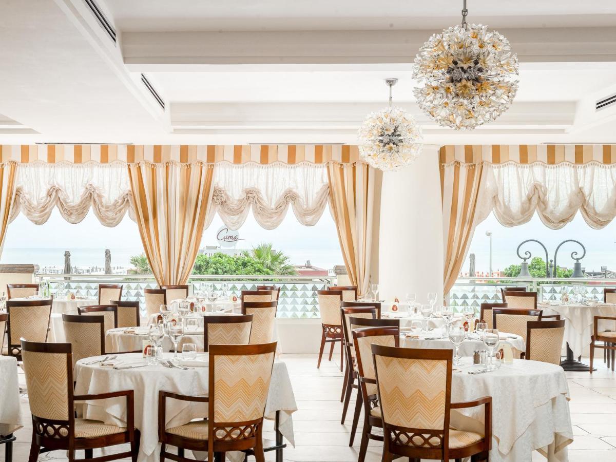 Hotel Universal 4*